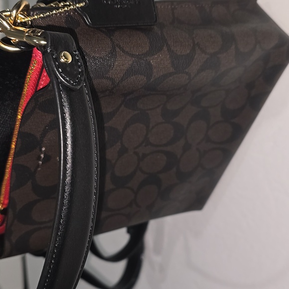 NWT ✅ Coach MOLLIE Bucket Bag 22 in Signature Canvas ⭐ NWT - Picture 13 of 17